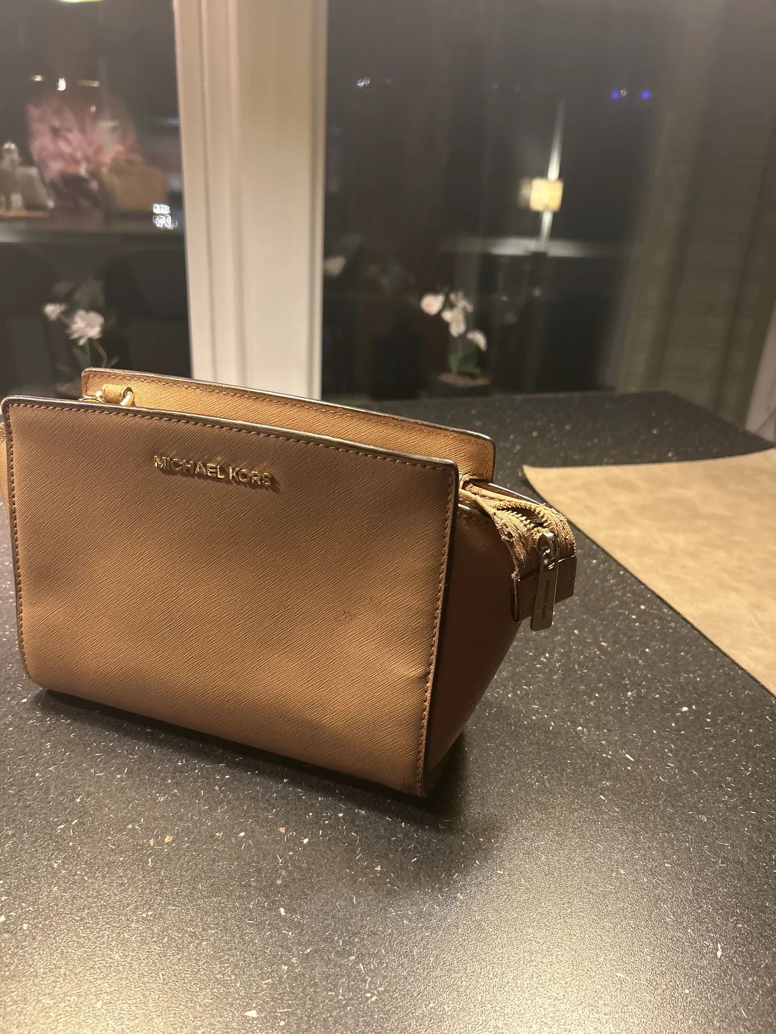 Michael Kors Michael Kors Michael Kors Selma Bucket Bag Size ONE SIZE - 2 Thumbnail