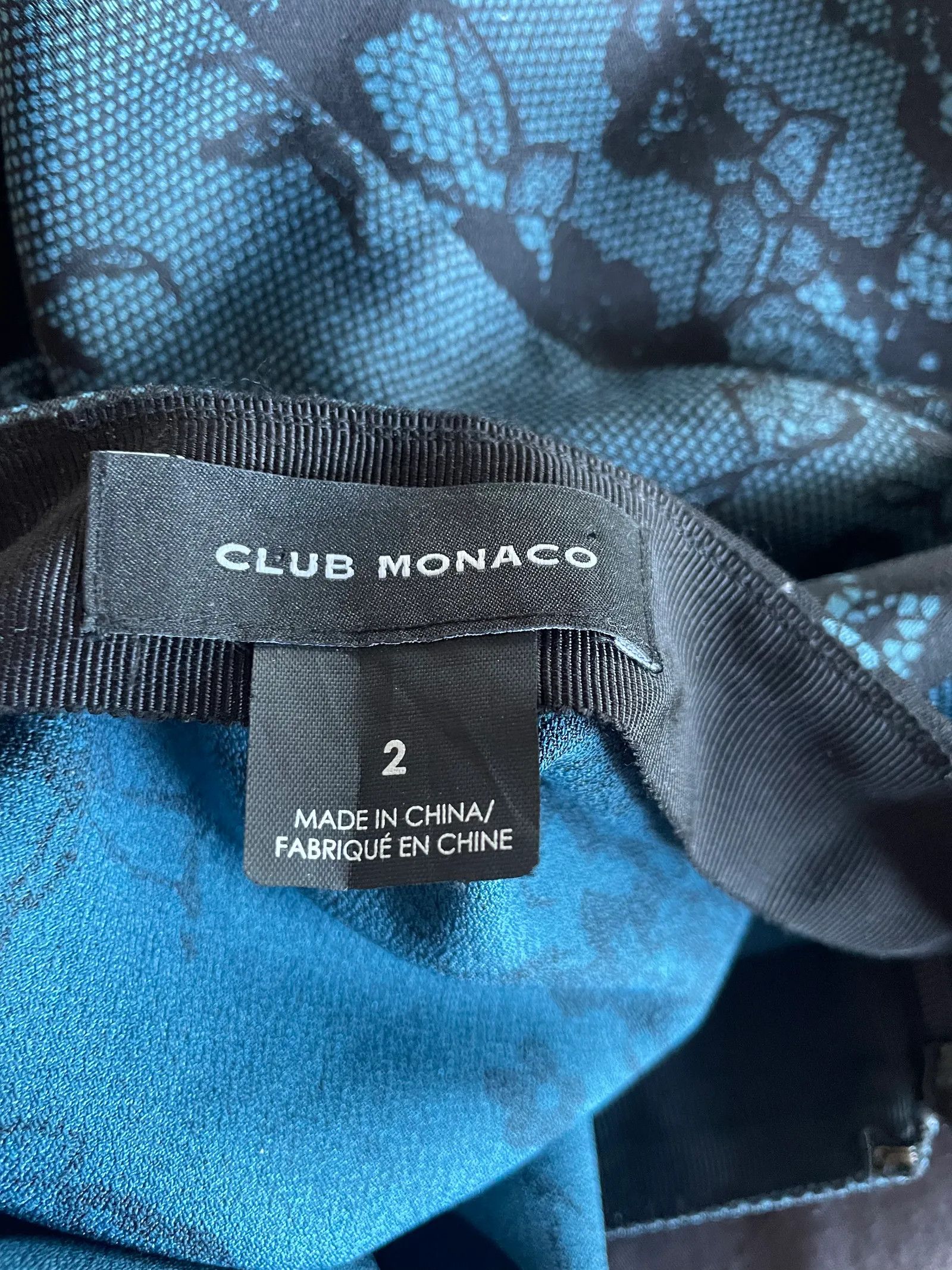 Club Monaco Club Monaco Skirt Size 26" / US 2 / IT 38 - 2 Thumbnail