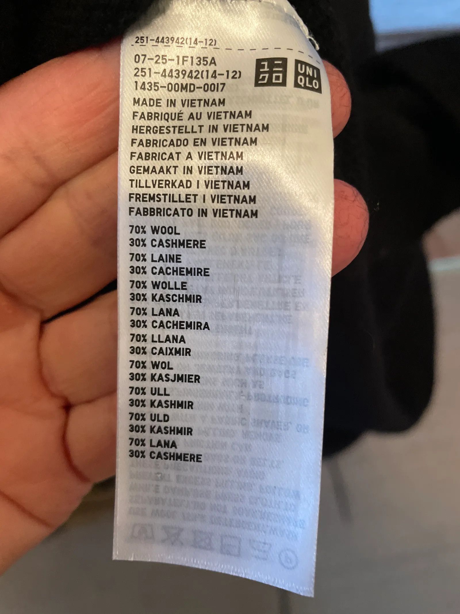 Uniqlo Uniqlo Poncho Size L / US 10 / IT 46 - 3 Thumbnail