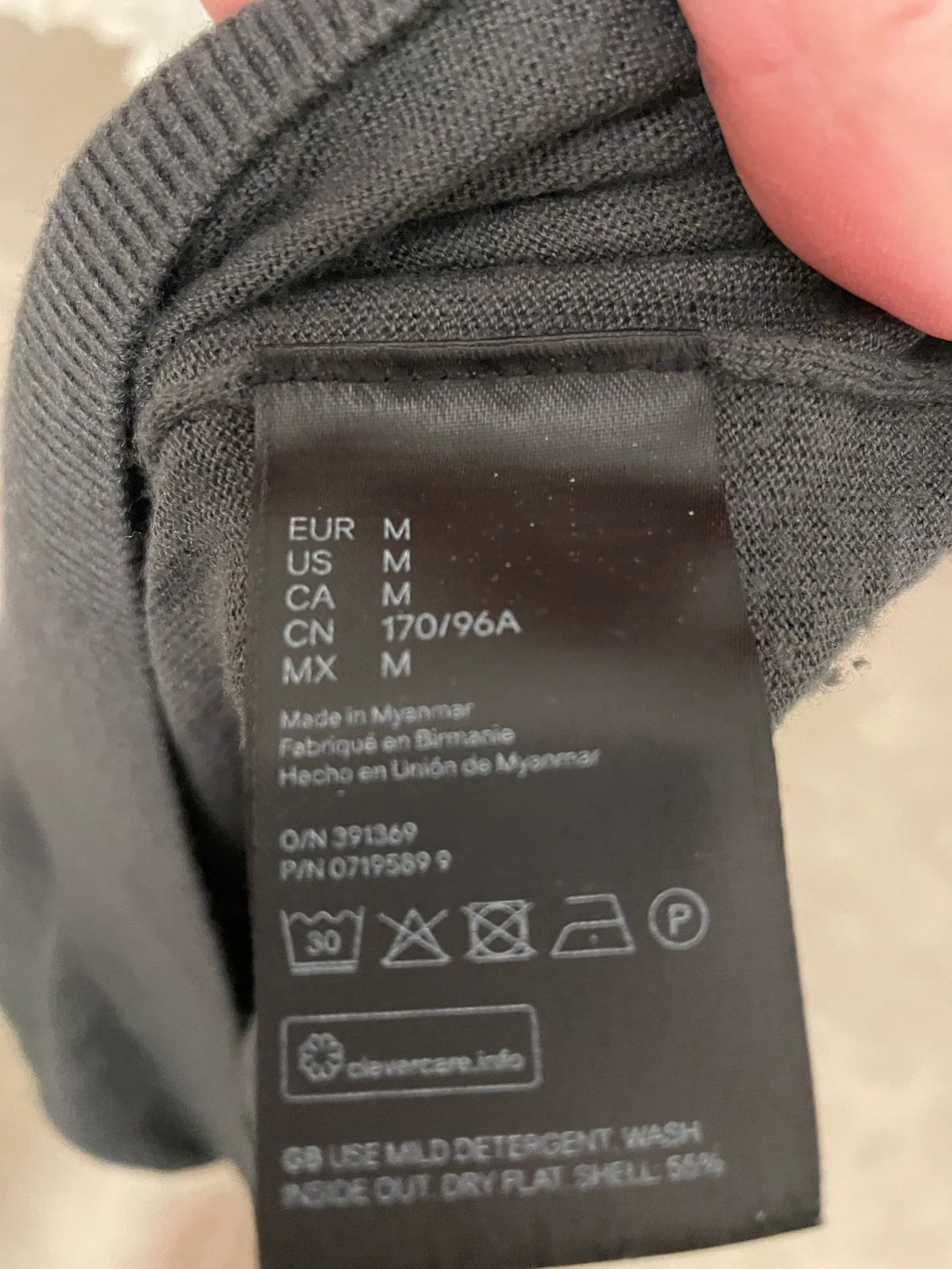 H&M H&M Sweater Size M / US 6-8 / IT 42-44 - 3 Thumbnail