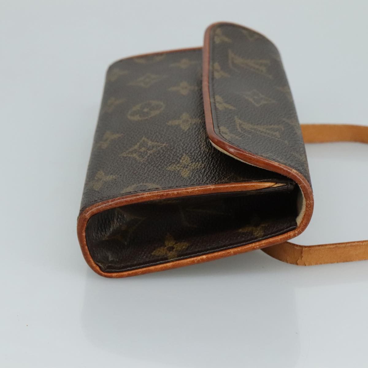 Louis Vuitton Florentine Brown Canvas Clutch Bag (Pre-Owned) Size ONE SIZE - 3 Thumbnail