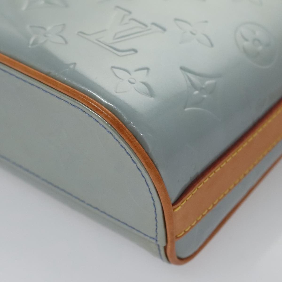 Louis Vuitton Sullivan Grey Patent Leather Shoulder Bag (Pre-Owned) Size ONE SIZE - 11 Thumbnail