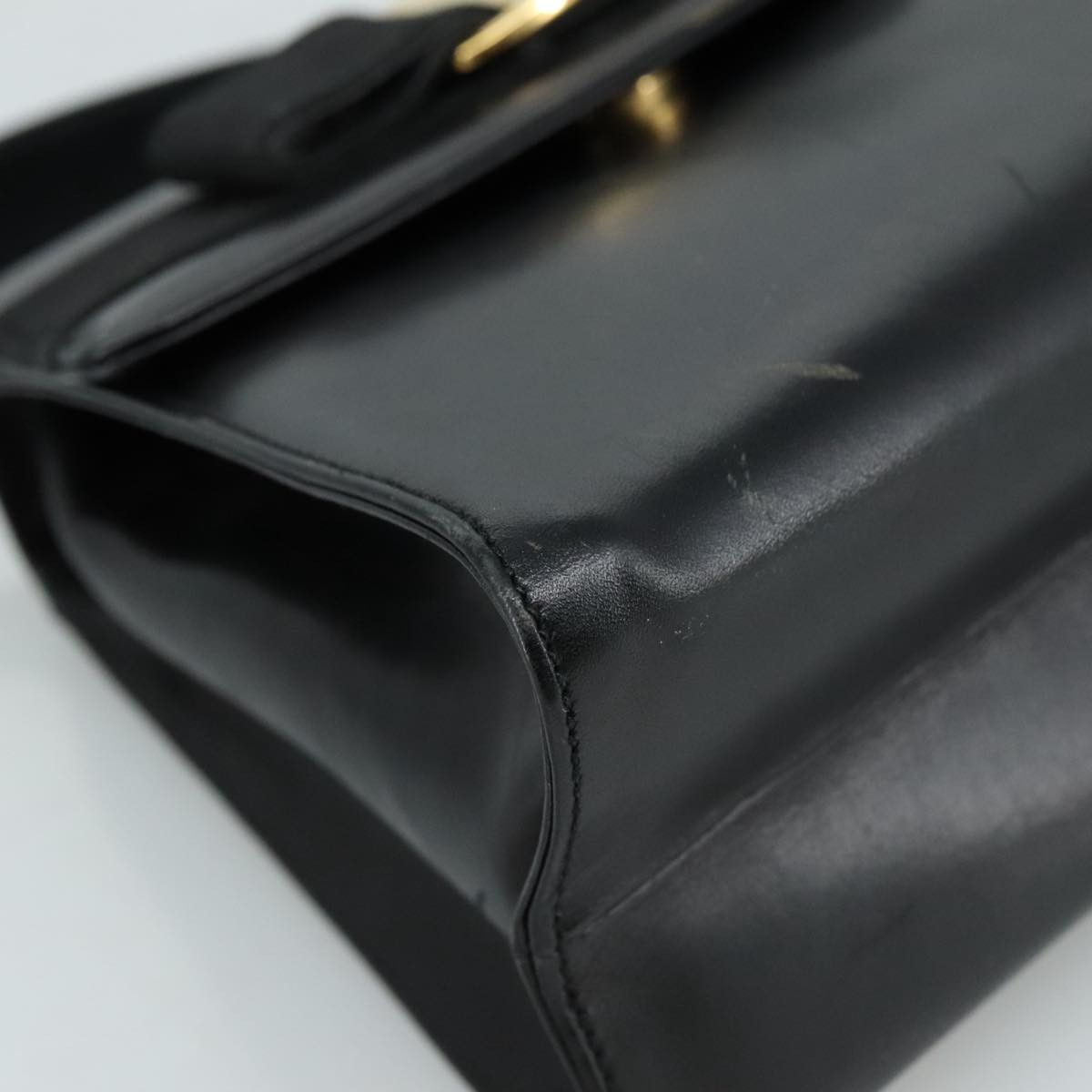 Salvatore Ferragamo Vara Black Leather Handbag (Pre-Owned) Size ONE SIZE - 9 Thumbnail