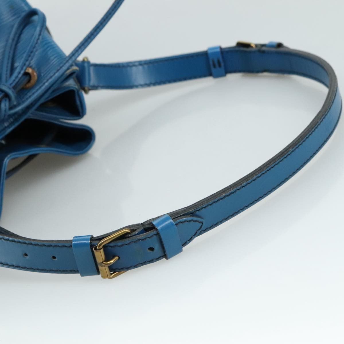 Louis Vuitton Noe Blue Leather Shoulder Bag (Pre-Owned) Size ONE SIZE - 5 Thumbnail