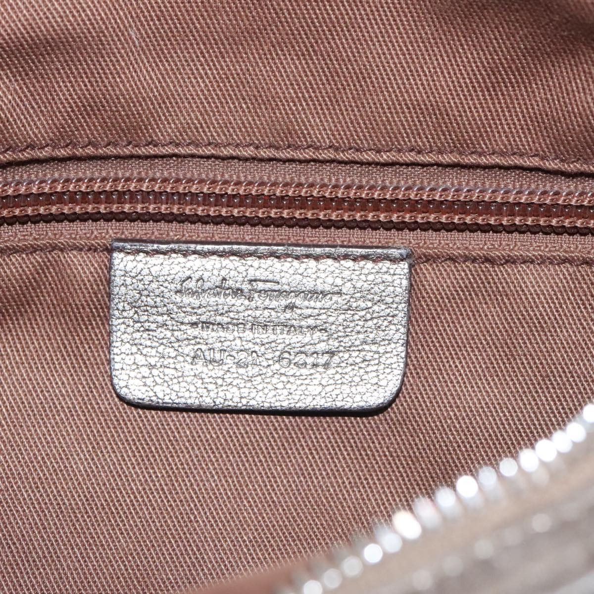 Salvatore Ferragamo Gancini Silver Leather Shoulder Bag (Pre-Owned) Size ONE SIZE - 20 Thumbnail