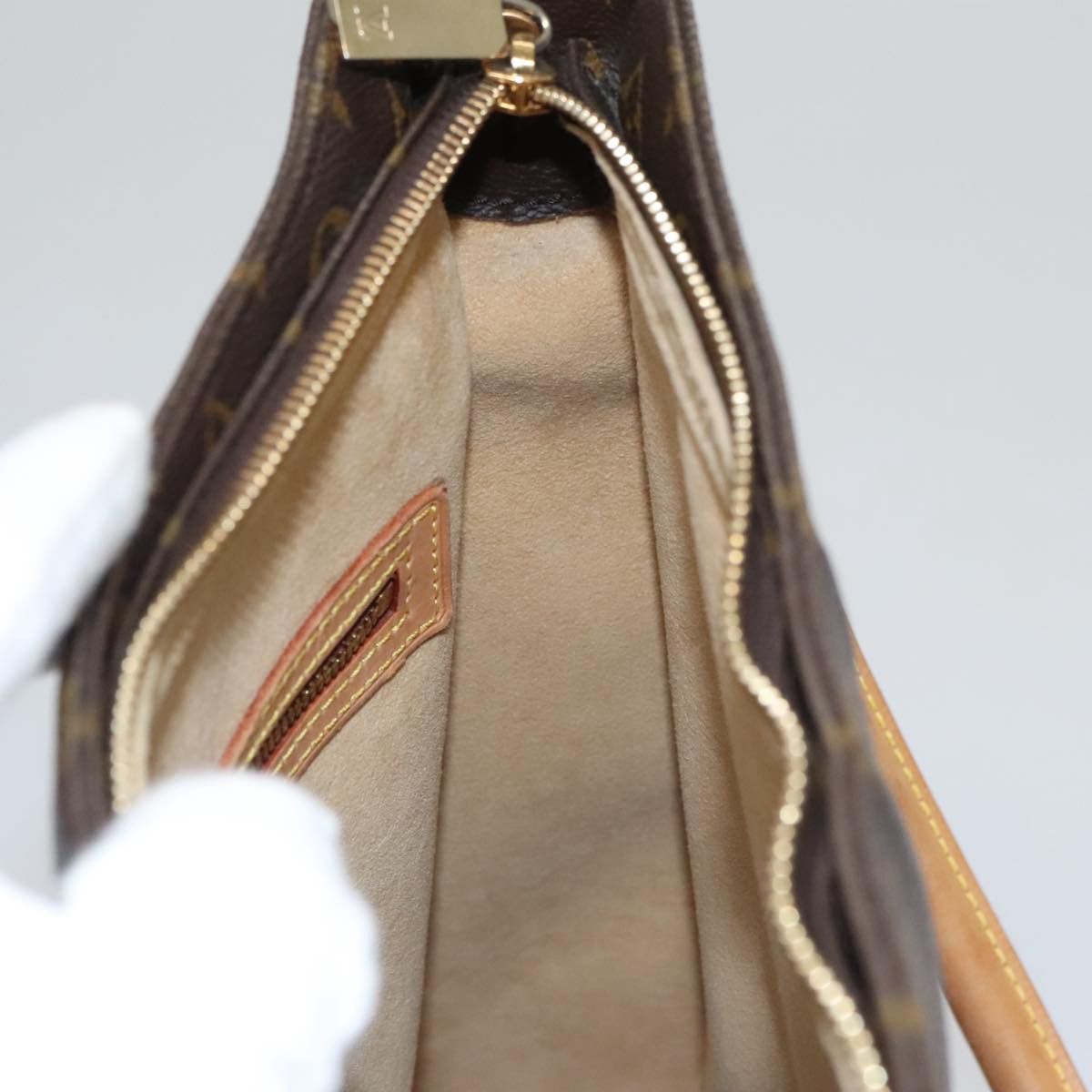 Louis Vuitton Looping Gm Brown Canvas Shoulder Bag (Pre-Owned) Size ONE SIZE - 17 Thumbnail