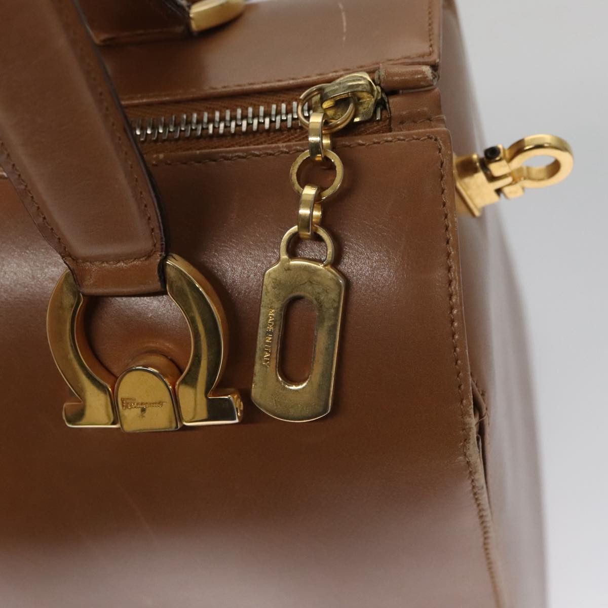 Salvatore Ferragamo Gancini Brown Leather Handbag (Pre-Owned) Size ONE SIZE - 11 Thumbnail