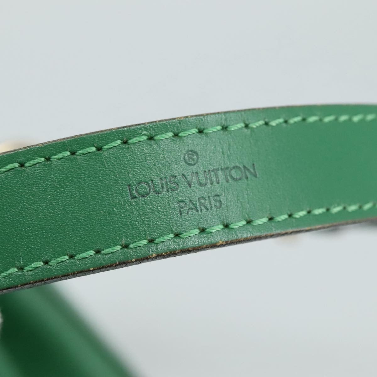 Louis Vuitton Noé Green Leather Shoulder Bag (Pre-Owned) Size ONE SIZE - 14 Thumbnail