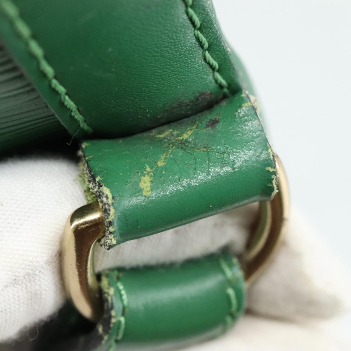 Louis Vuitton Petit Noé Green Leather Shoulder Bag (Pre-Owned) Size ONE SIZE - 13 Thumbnail