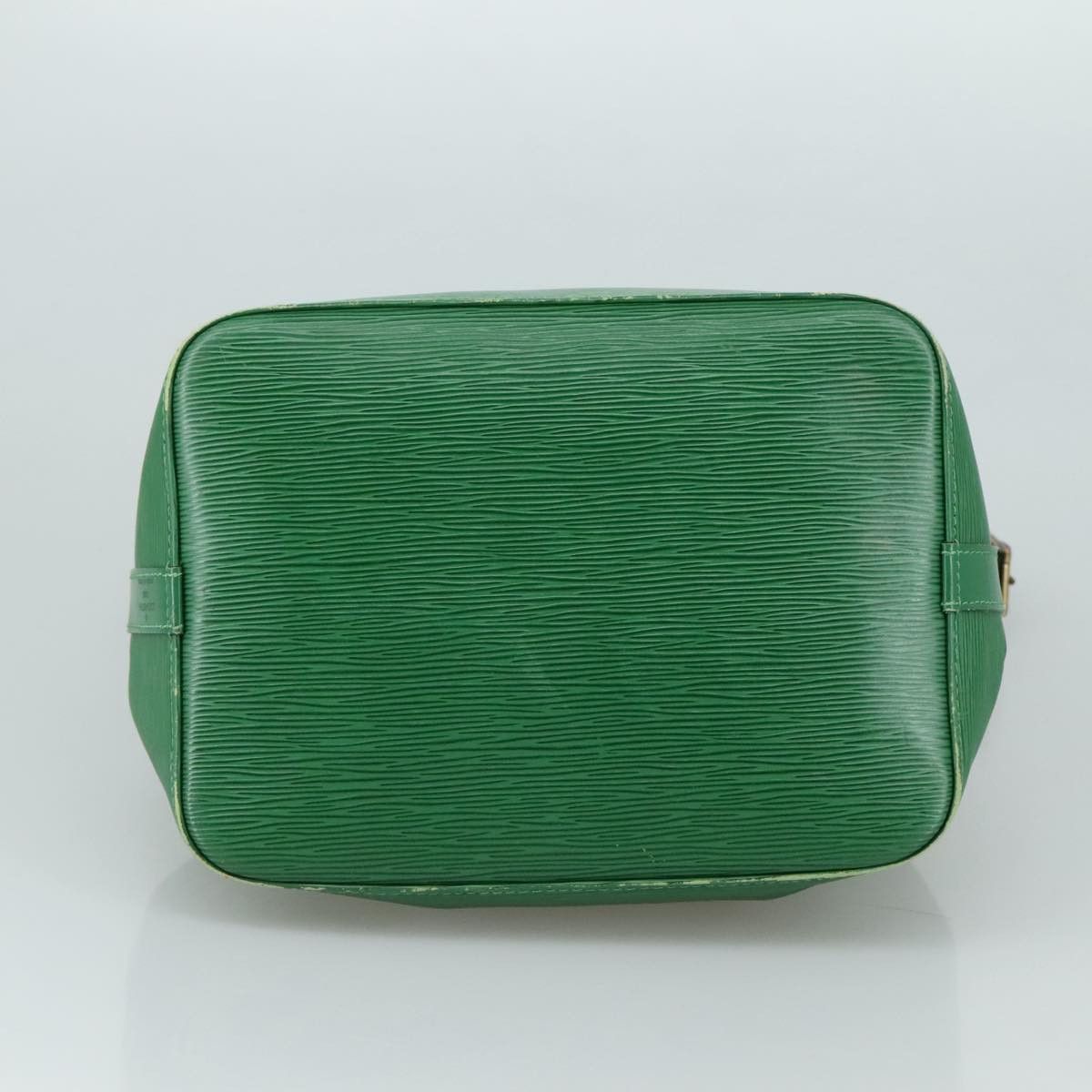 Louis Vuitton Petit Noé Green Leather Shoulder Bag (Pre-Owned) Size ONE SIZE - 19 Thumbnail