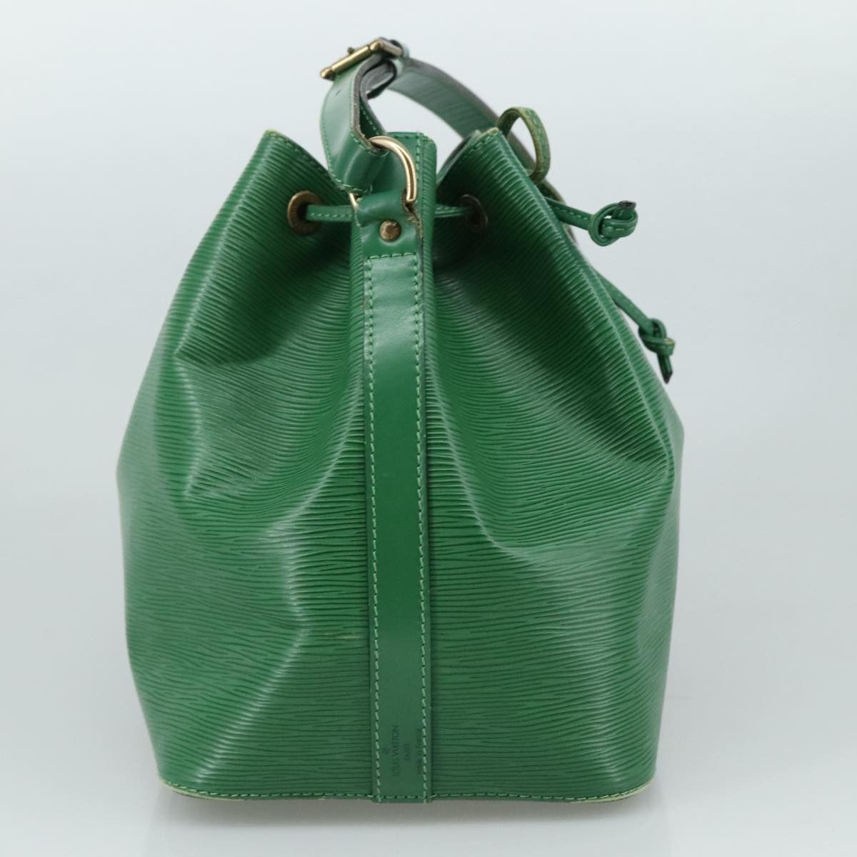 Louis Vuitton Petit Noé Green Leather Shoulder Bag (Pre-Owned) Size ONE SIZE - 3 Thumbnail