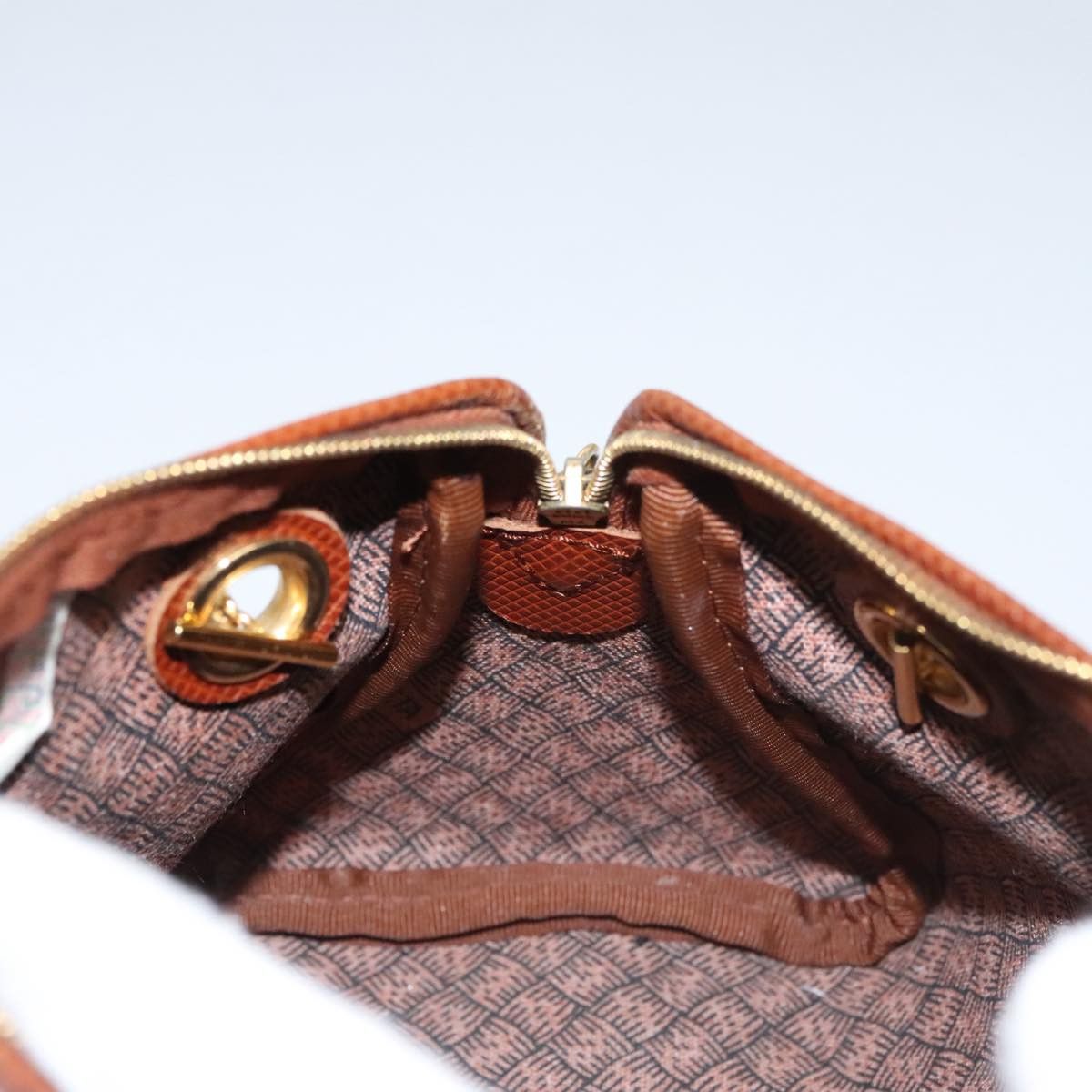 Bottega Veneta -- Black Canvas Handbag (Pre-Owned) Size ONE SIZE - 14 Thumbnail