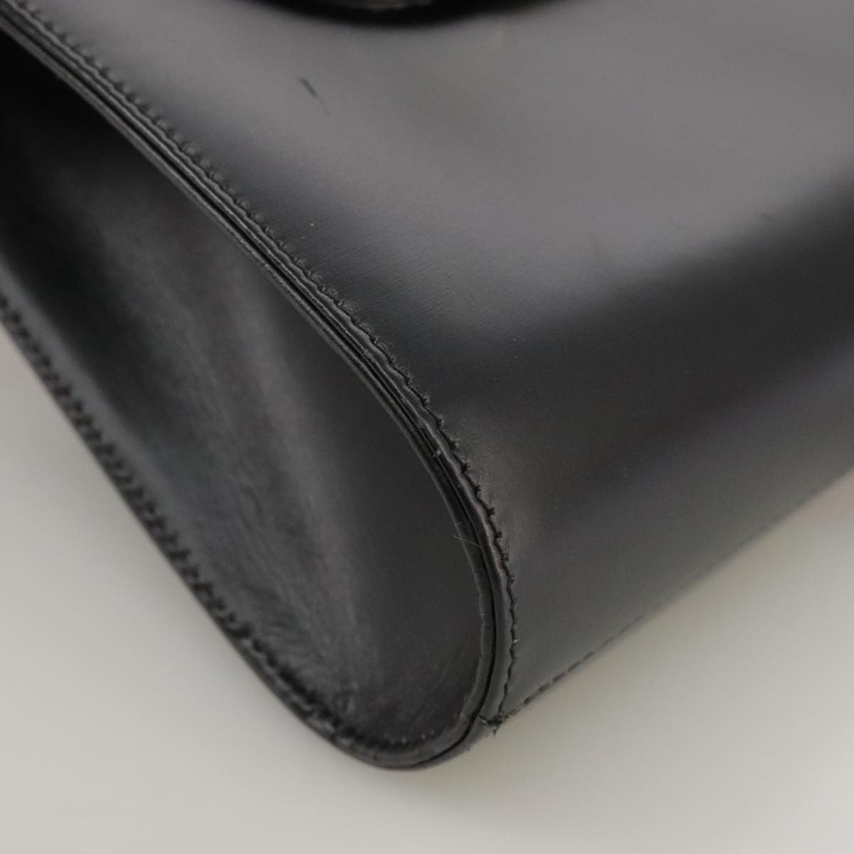 Dior -- Black Leather Handbag (Pre-Owned) Size ONE SIZE - 10 Thumbnail