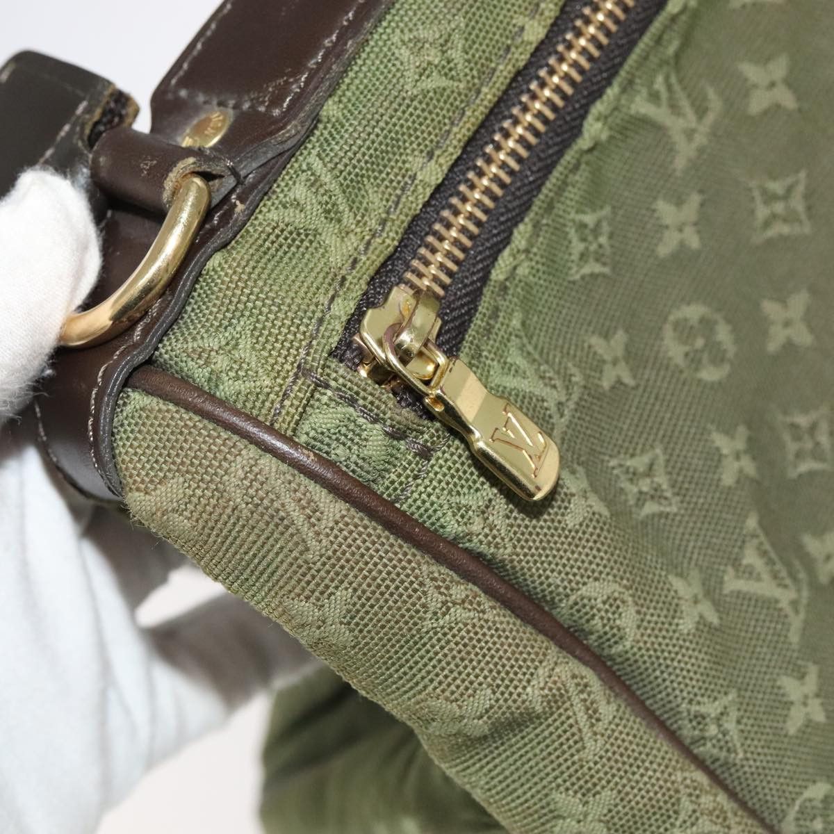 Louis Vuitton Denise Khaki Canvas Shoulder Bag (Pre-Owned) Size ONE SIZE - 20 Thumbnail