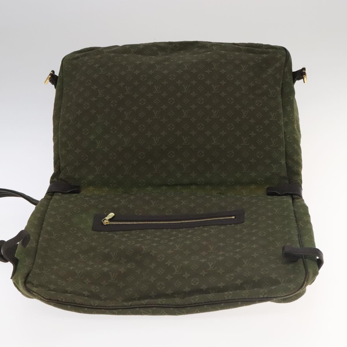 Louis Vuitton Denise Khaki Canvas Shoulder Bag (Pre-Owned) Size ONE SIZE - 16 Thumbnail