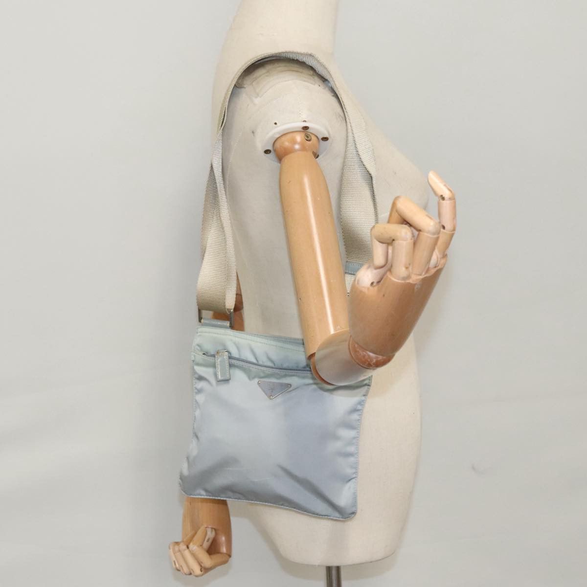 Prada Blue Synthetic Shoulder Bag (Pre-Owned) Size ONE SIZE - 14 Thumbnail