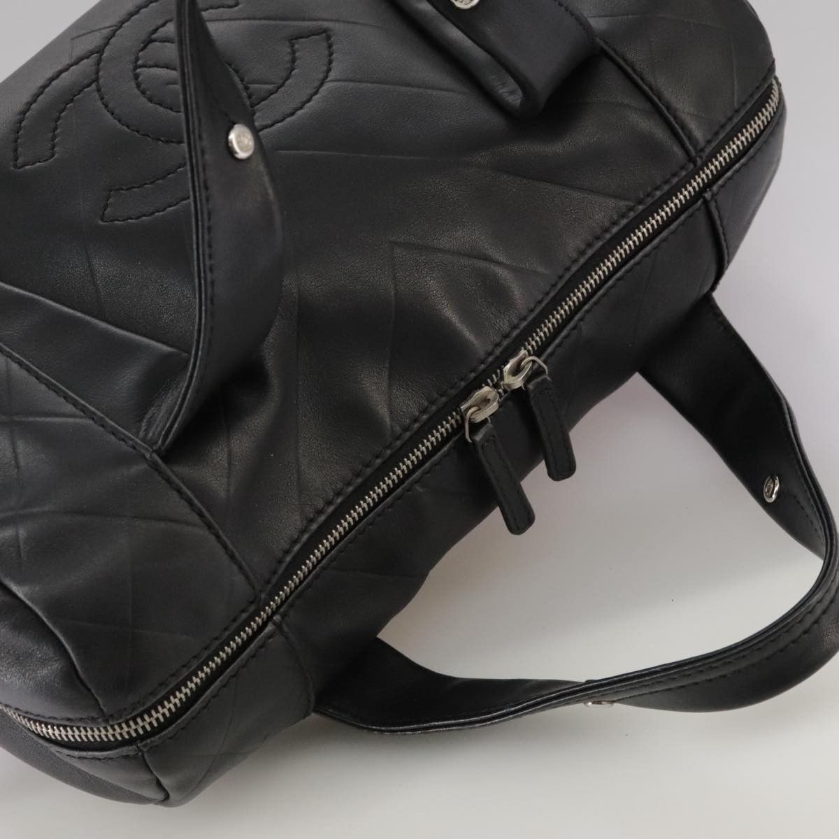 Chanel Logo Cc Black Leather Handbag (Pre-Owned) Size ONE SIZE - 13 Thumbnail