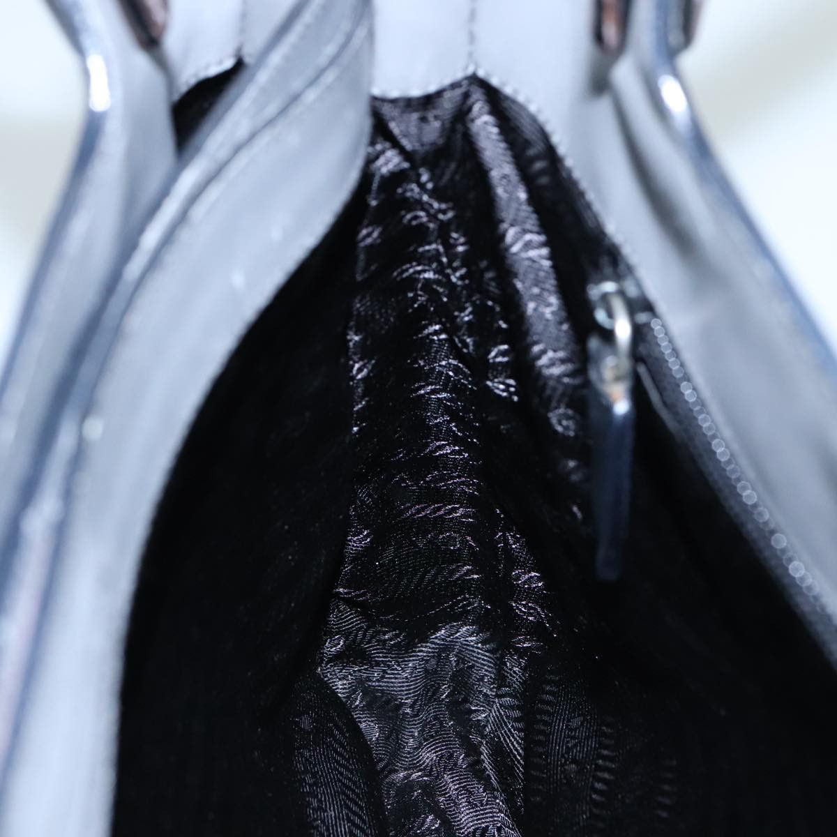 Prada Grey Leather Tote Bag (Pre-Owned) Size ONE SIZE - 20 Thumbnail
