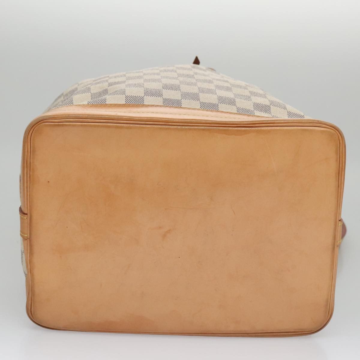 Louis Vuitton Noe White Canvas Shoulder Bag (Pre-Owned) Size ONE SIZE - 7 Thumbnail