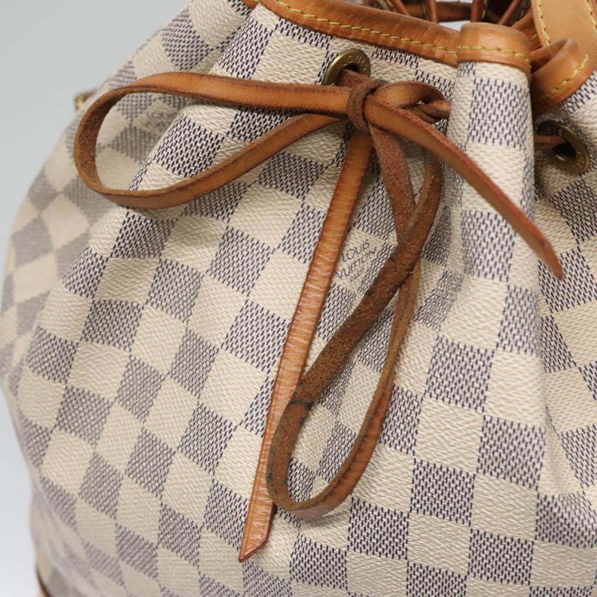 Louis Vuitton Noe White Canvas Shoulder Bag (Pre-Owned) Size ONE SIZE - 15 Thumbnail