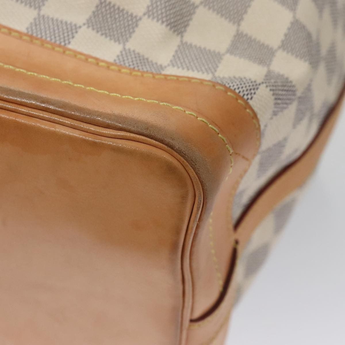 Louis Vuitton Noe White Canvas Shoulder Bag (Pre-Owned) Size ONE SIZE - 11 Thumbnail