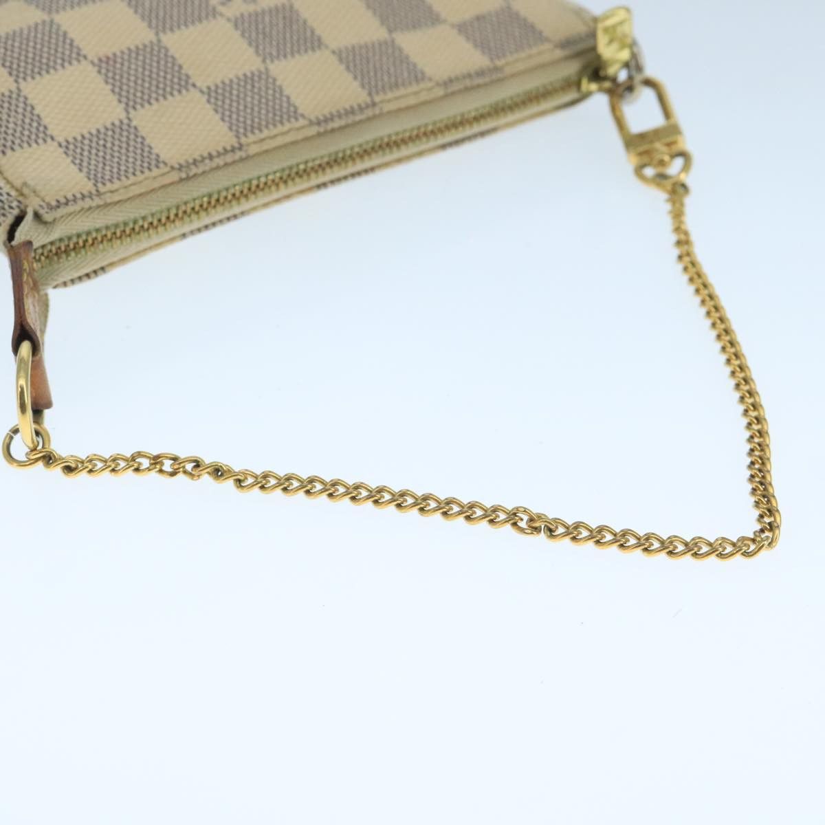 Louis Vuitton Mini Pochette Accessoires White Canvas Clutch Bag Size ONE SIZE - 5 Thumbnail
