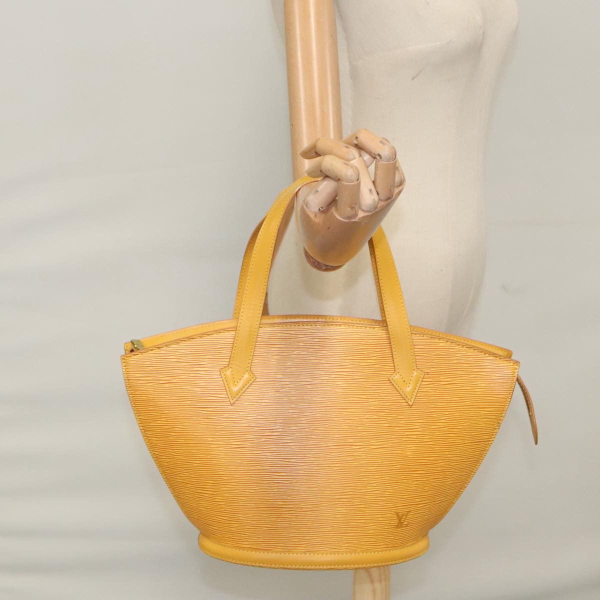 Louis Vuitton Saint Jacques Yellow Leather Handbag (Pre-Owned) Size ONE SIZE - 15 Thumbnail