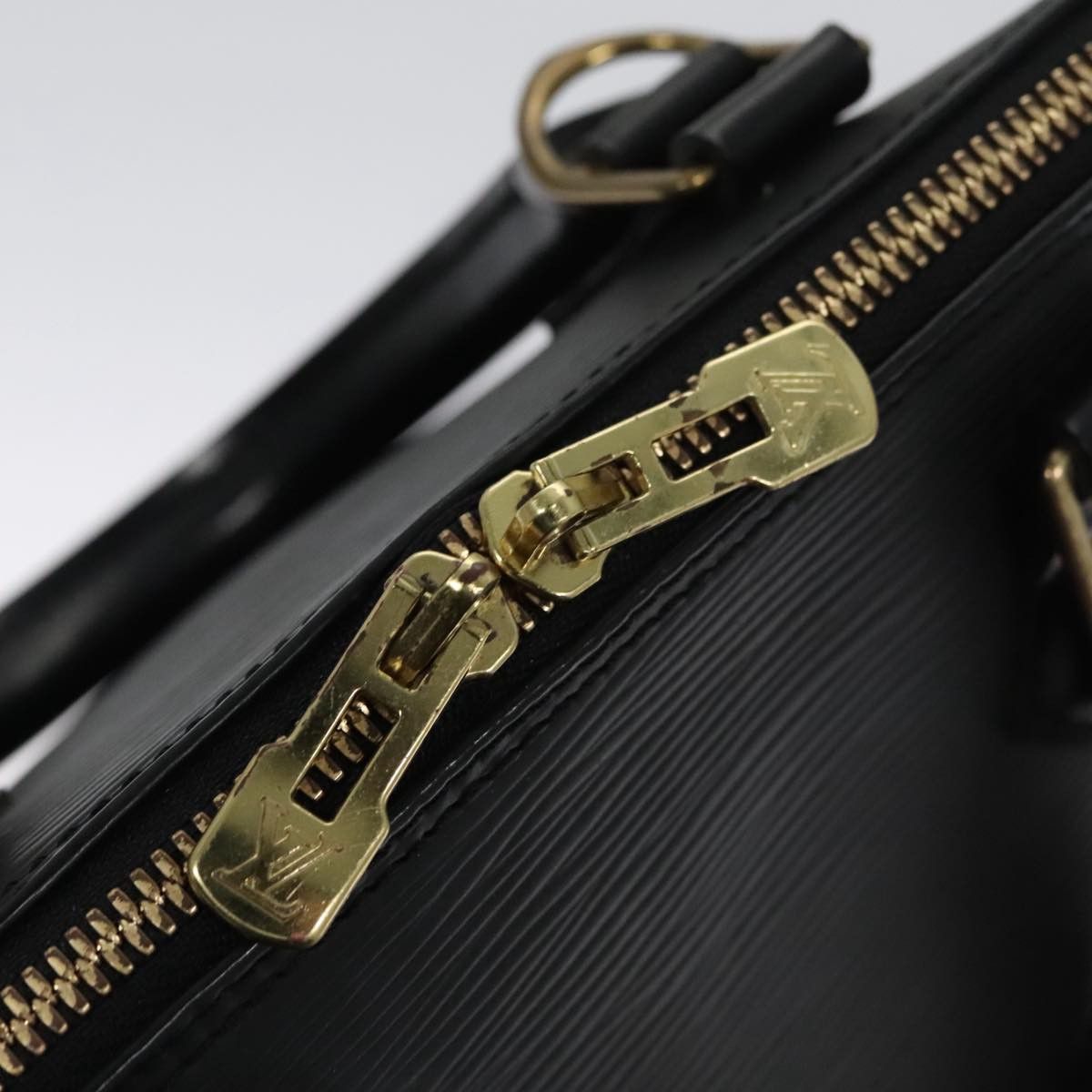 Louis Vuitton Alma Black Leather Handbag (Pre-Owned) Size ONE SIZE - 12 Thumbnail