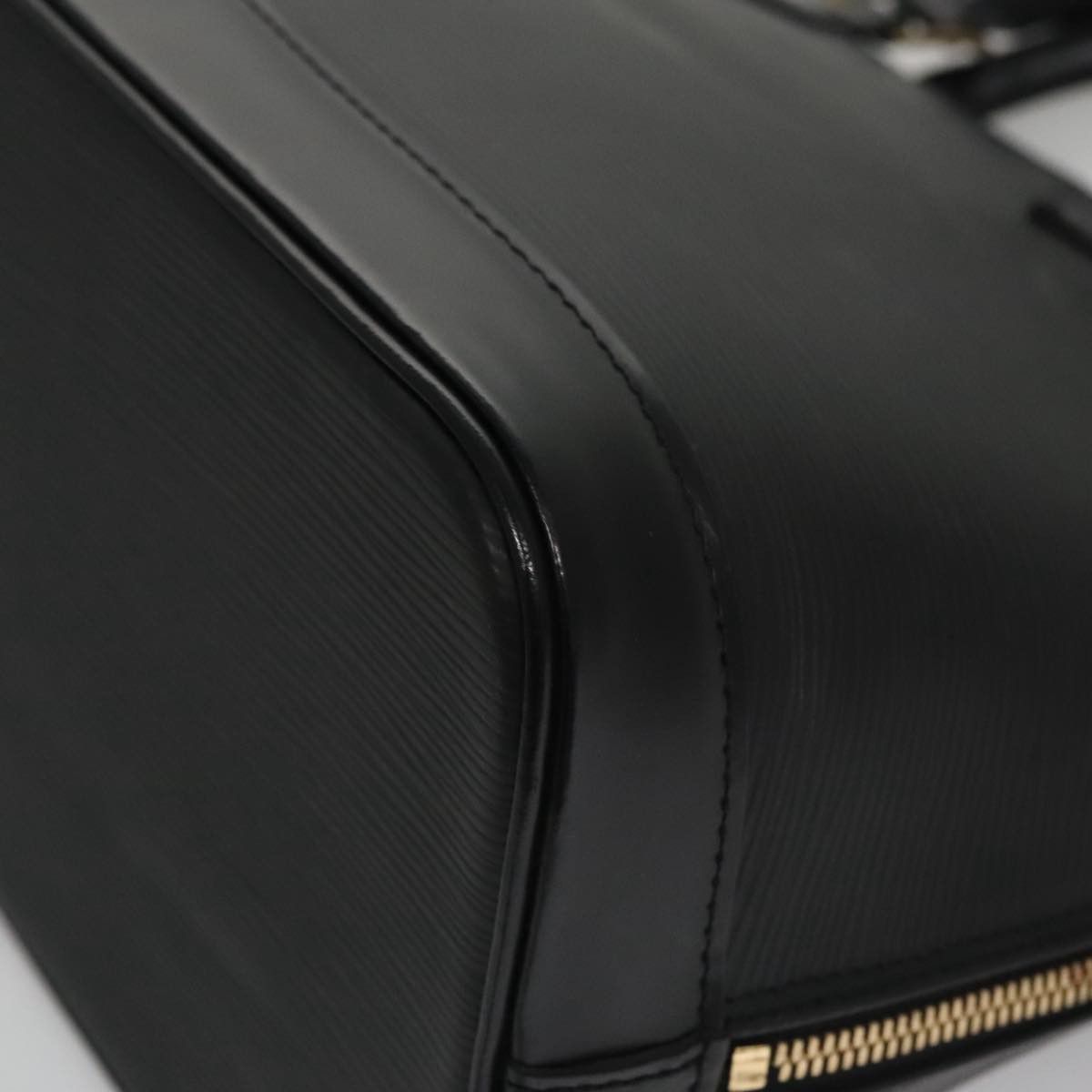 Louis Vuitton Alma Black Leather Handbag (Pre-Owned) Size ONE SIZE - 7 Thumbnail
