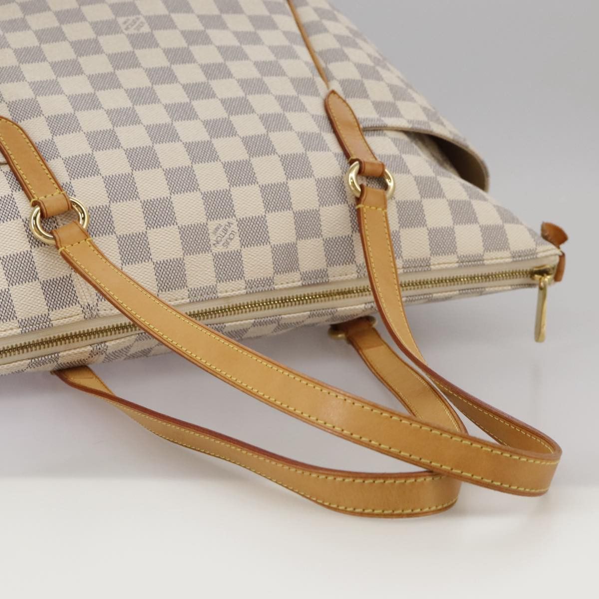 Louis Vuitton Totally White Canvas Tote Bag (Pre-Owned) Size ONE SIZE - 6 Thumbnail