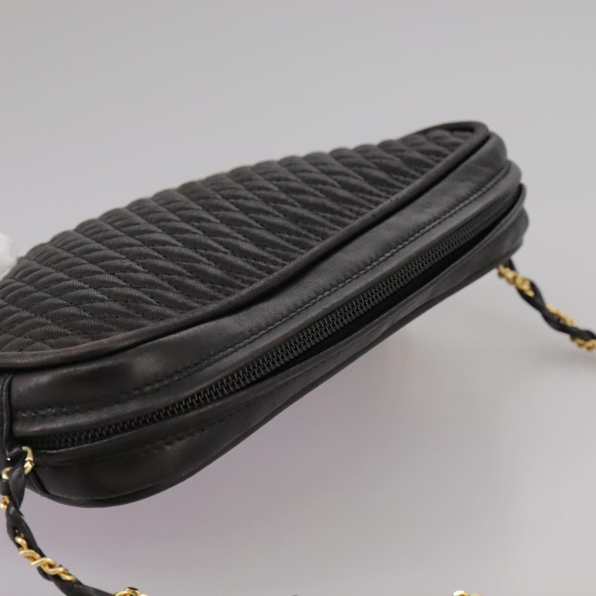 Bally Black Leather Shoulder Bag (Pre-Owned) Size ONE SIZE - 16 Thumbnail