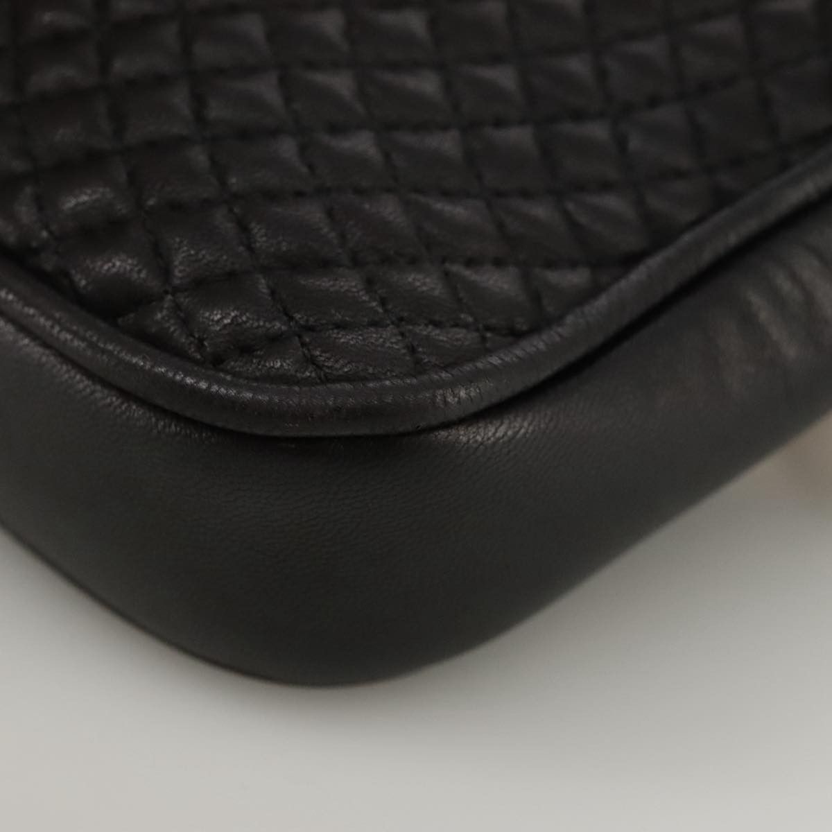 Bally Black Leather Shoulder Bag (Pre-Owned) Size ONE SIZE - 10 Thumbnail