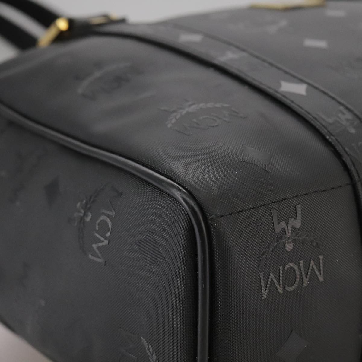 MCM Visetos Black Canvas Shoulder Bag (Pre-Owned) Size ONE SIZE - 7 Thumbnail