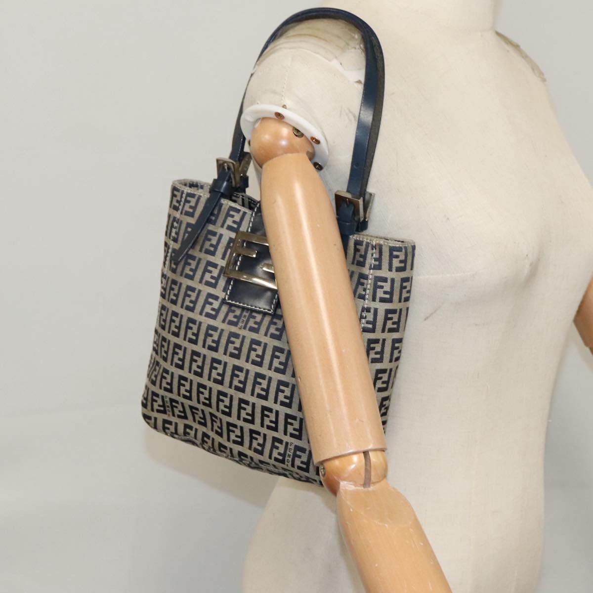 Fendi Zucchino Navy Canvas Shoulder Bag (Pre-Owned) Size ONE SIZE - 19 Thumbnail
