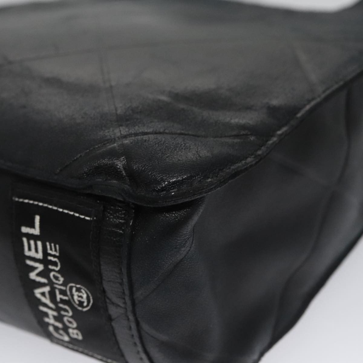 Chanel Black Leather Handbag (Pre-Owned) Size ONE SIZE - 7 Thumbnail