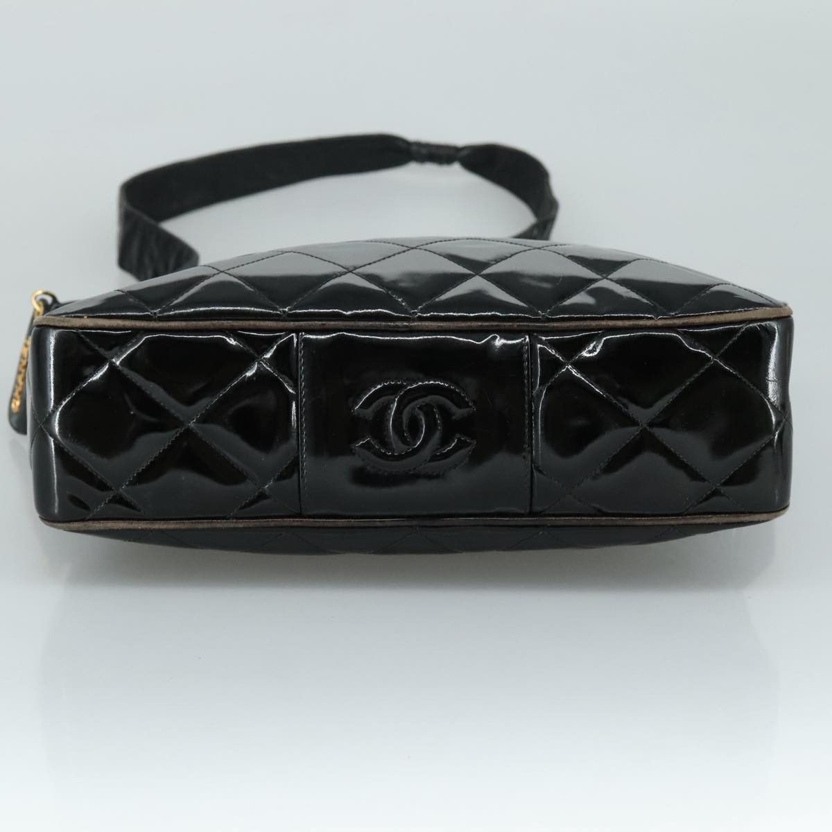 Chanel Matelassé Black Patent Leather Shoulder Bag (Pre-Owned) Size ONE SIZE - 9 Thumbnail