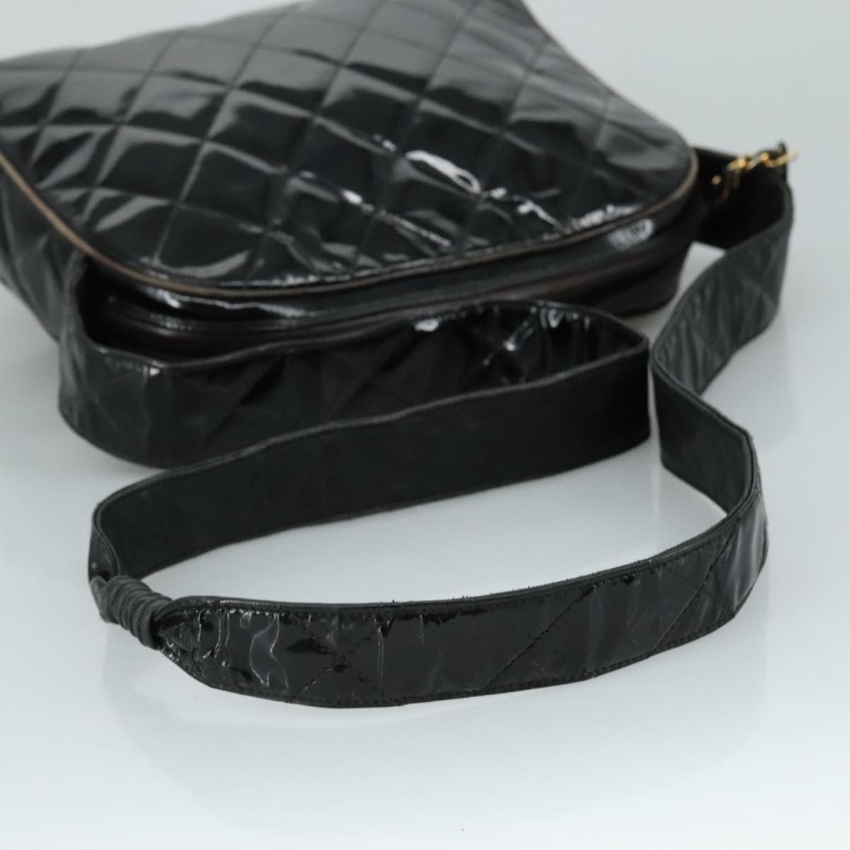 Chanel Matelassé Black Patent Leather Shoulder Bag (Pre-Owned) Size ONE SIZE - 7 Thumbnail