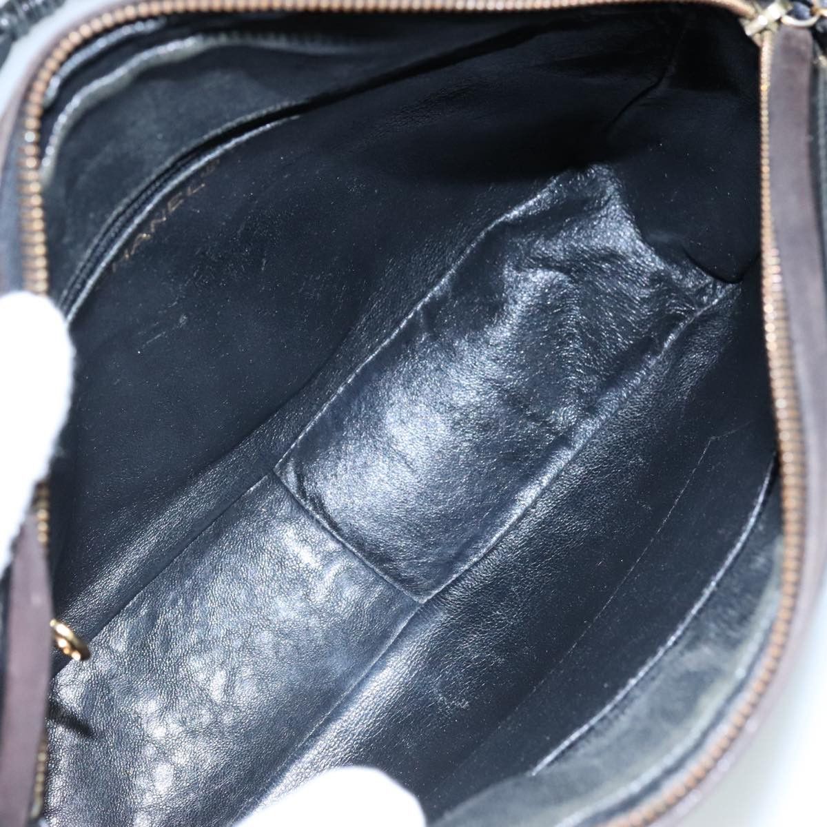 Chanel Matelassé Black Patent Leather Shoulder Bag (Pre-Owned) Size ONE SIZE - 19 Thumbnail