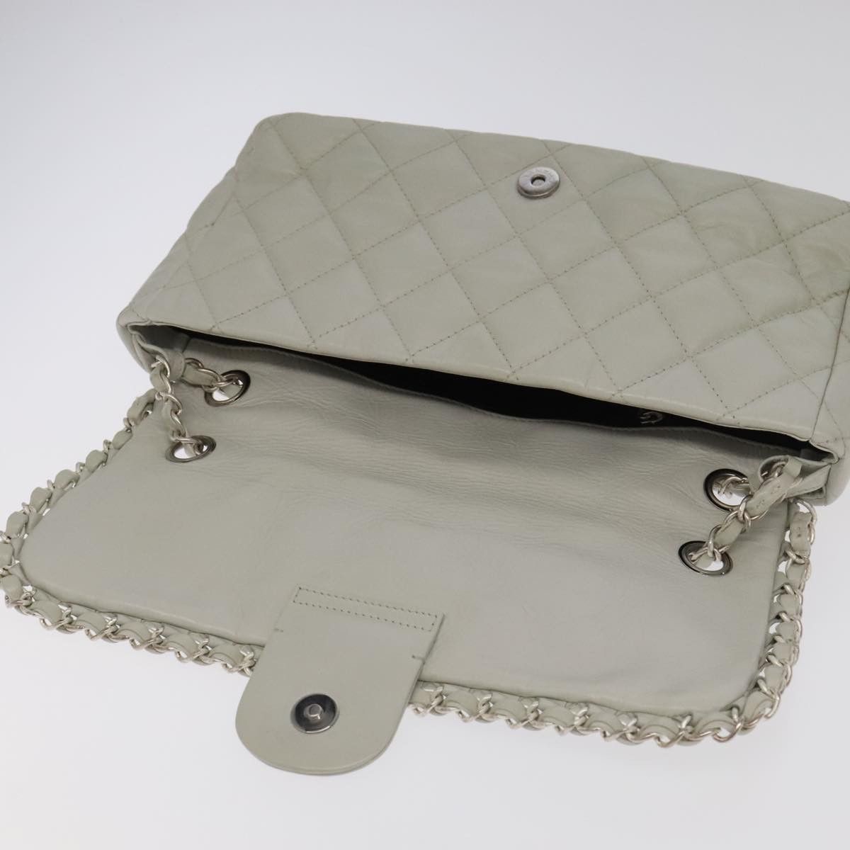 Chanel Single Flap White Leather Shoulder Bag (Pre-Owned) Size ONE SIZE - 20 Thumbnail