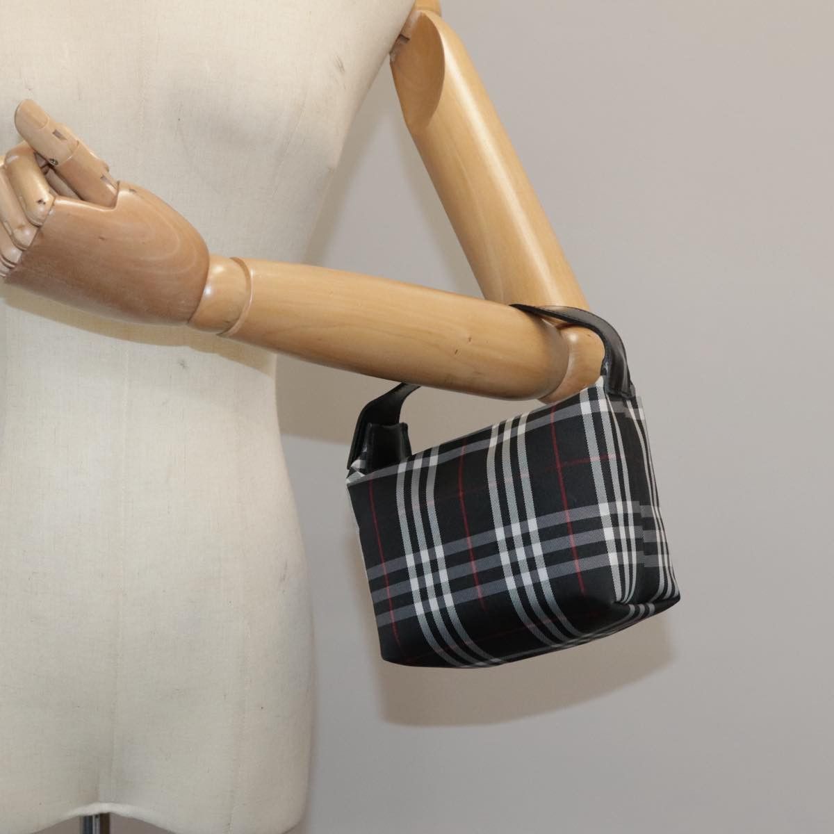 Burberry Nova Check Black Synthetic Handbag (Pre-Owned) Size ONE SIZE - 13 Thumbnail
