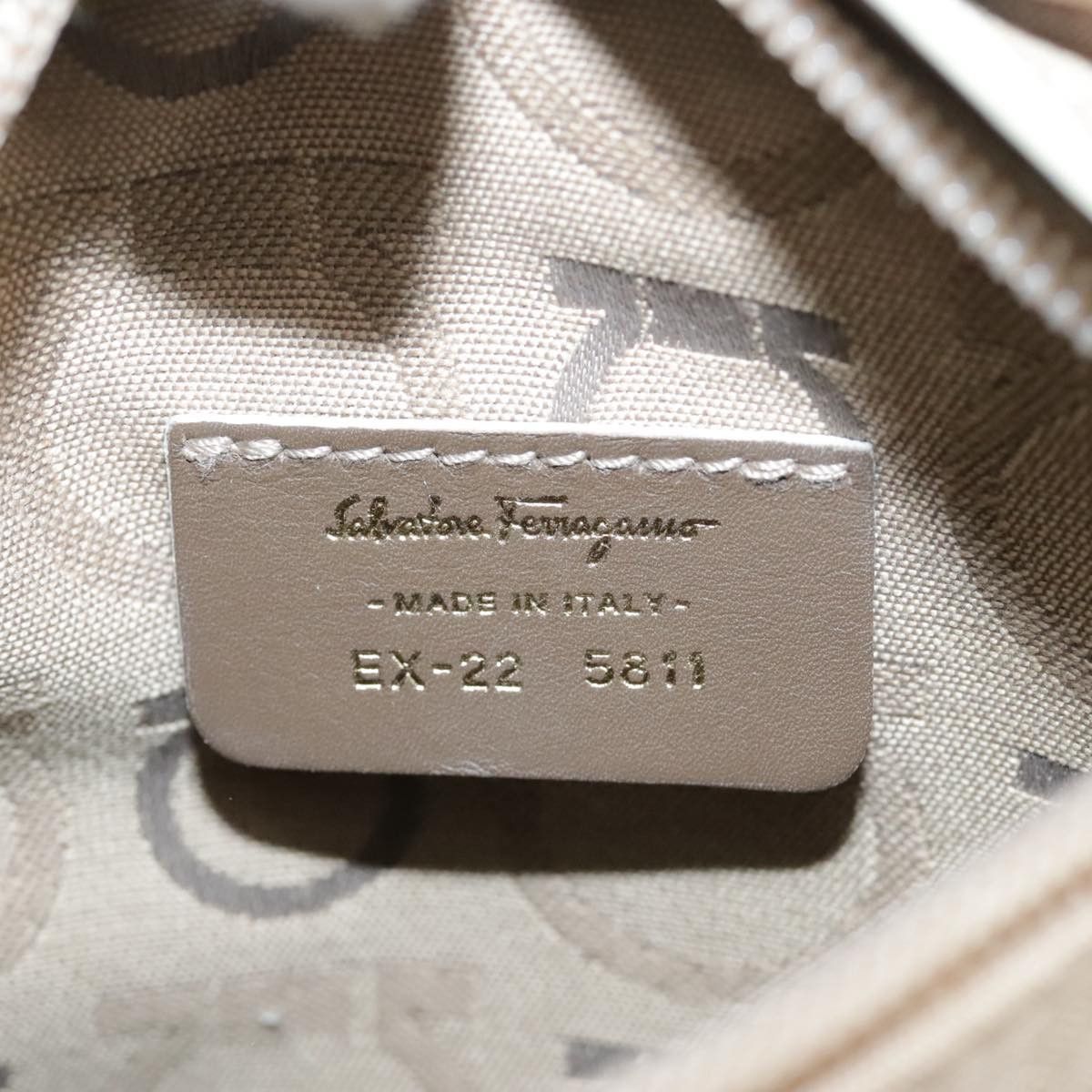 Salvatore Ferragamo Gancini Beige Canvas Shoulder Bag (Pre-Owned) Size ONE SIZE - 16 Thumbnail