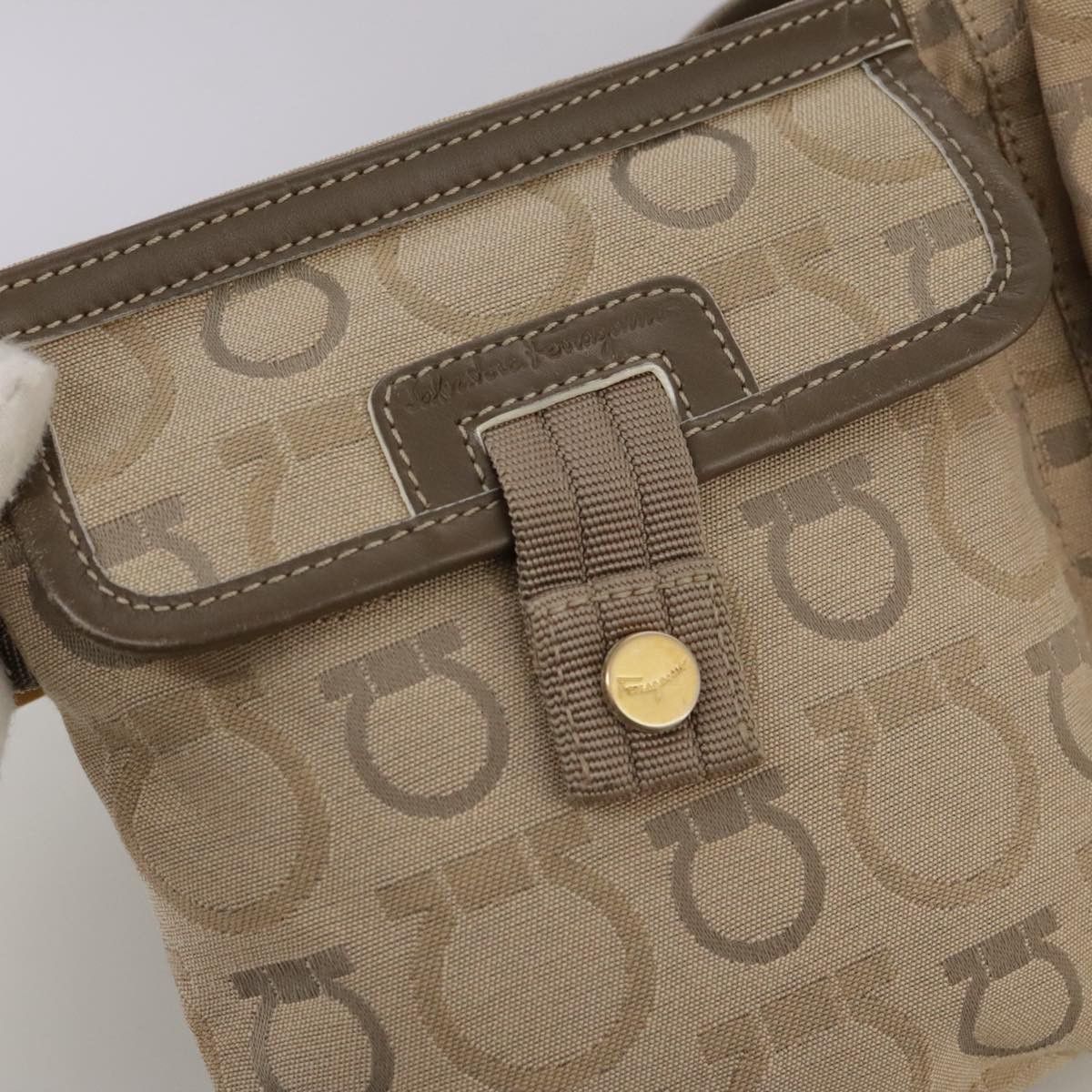 Salvatore Ferragamo Gancini Beige Canvas Shoulder Bag (Pre-Owned) Size ONE SIZE - 12 Thumbnail
