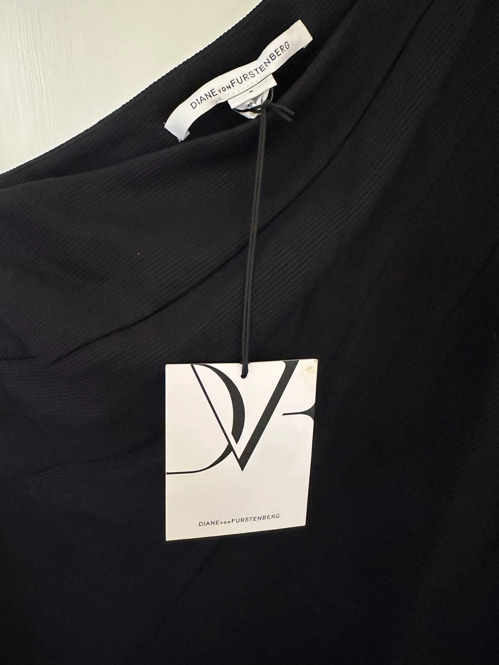 Diane von Furstenberg Diane von Furstenberg Dress Size XS / US 0-2 / IT 36-38 - 2 Thumbnail