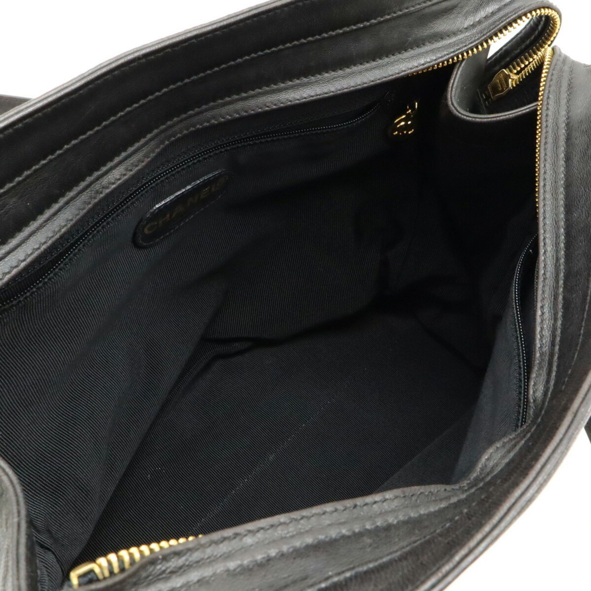 Chanel Chanel Logo CC tote Size ONE SIZE - 8 Thumbnail