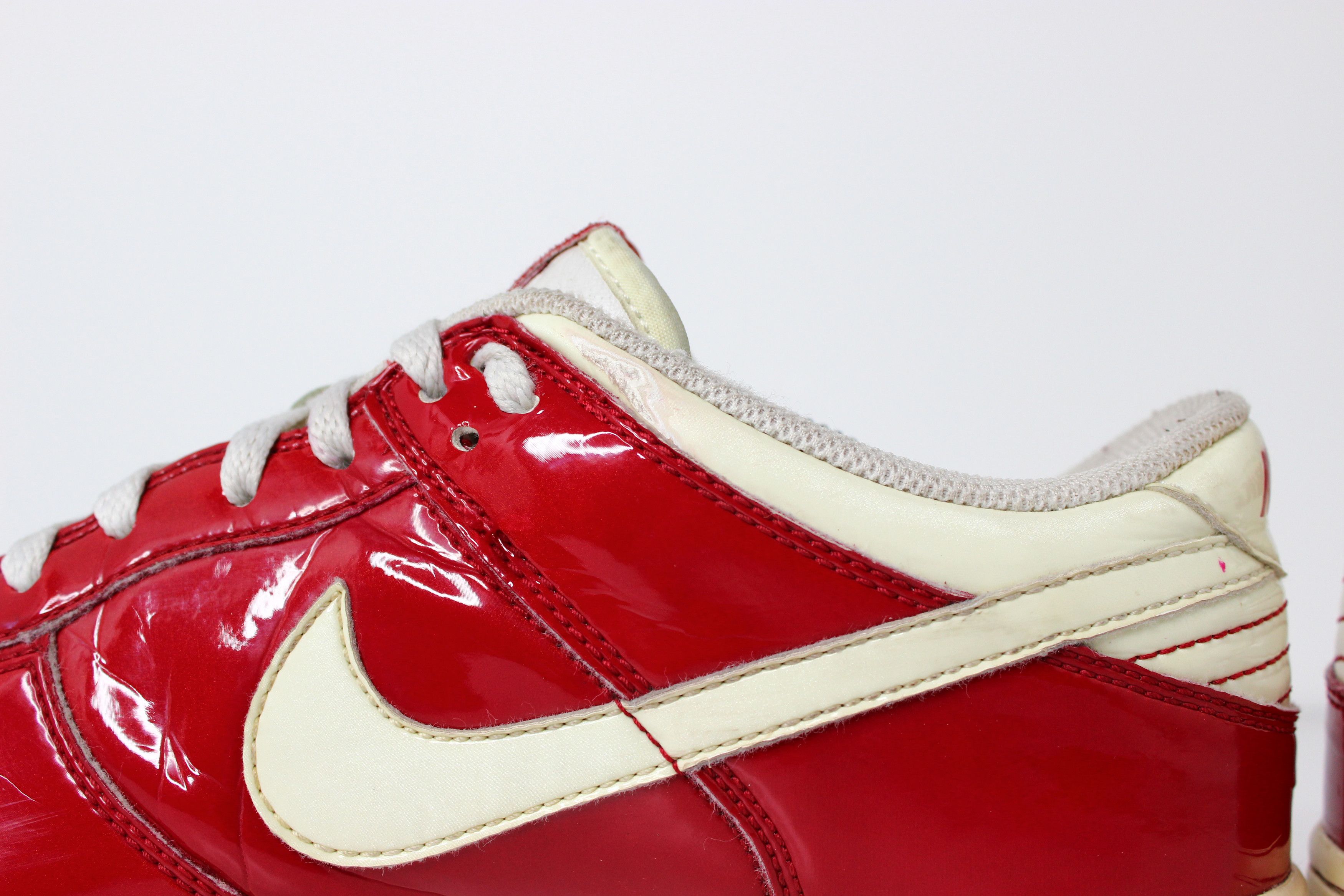 Nike 2004 Nike Dunk Low Valentines Day Size US 9.5 / EU 42-43 - 15 Preview
