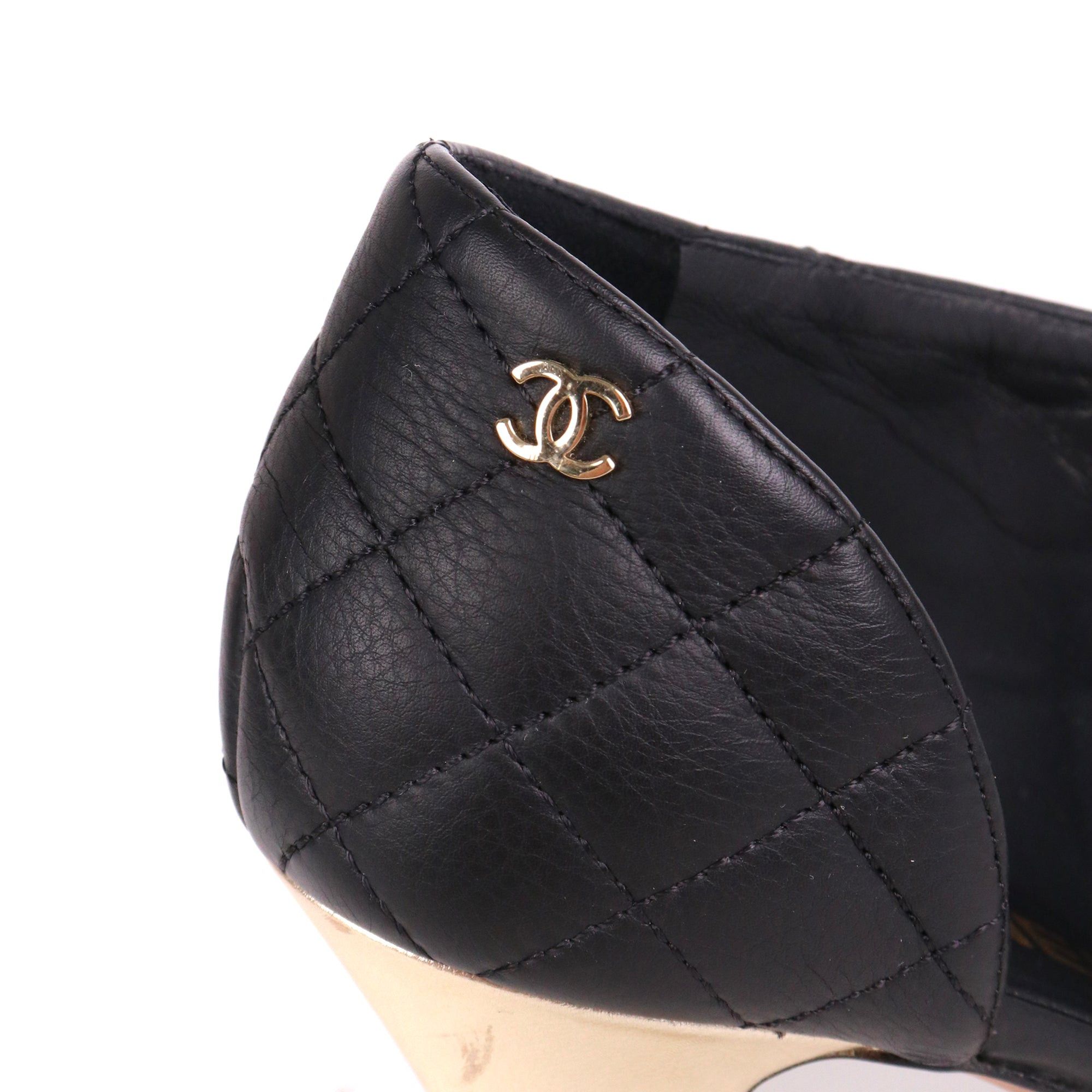 Chanel CHANEL - Chanel pumps in black quilted leather (T39) Size US 8 / IT 38 - 4 Thumbnail