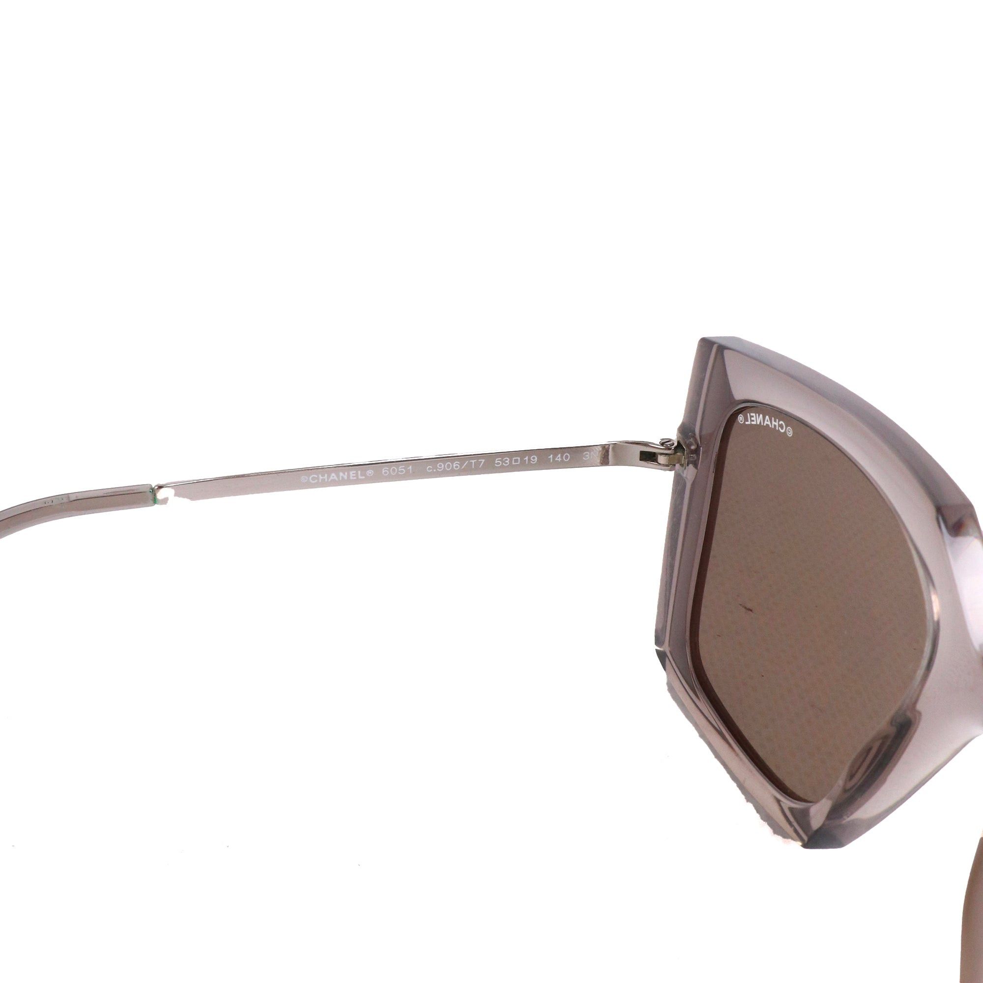 Chanel CHANEL - Chanel Clear Plastic Sunglasses Size ONE SIZE - 4 Thumbnail