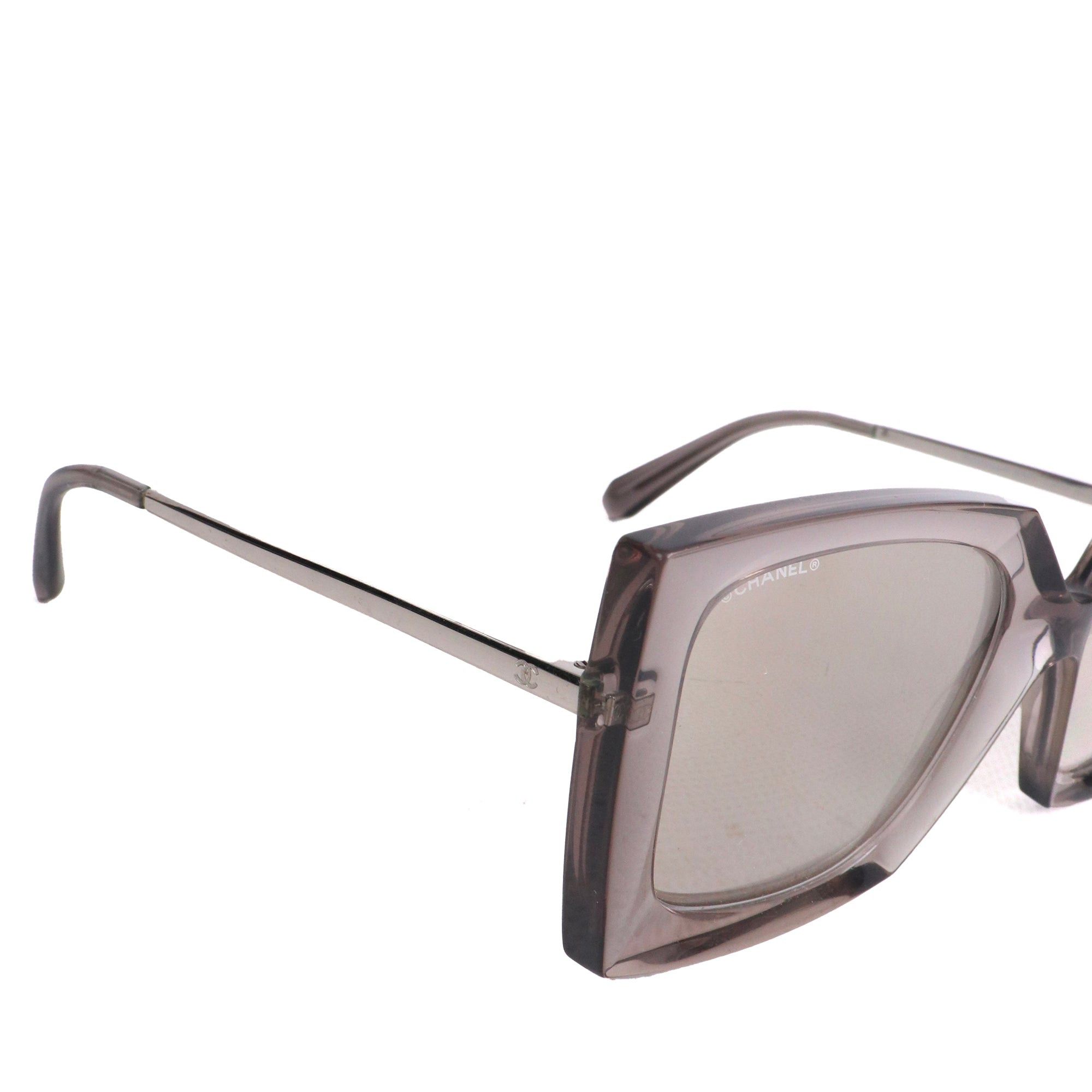 Chanel CHANEL - Chanel Clear Plastic Sunglasses Size ONE SIZE - 3 Thumbnail