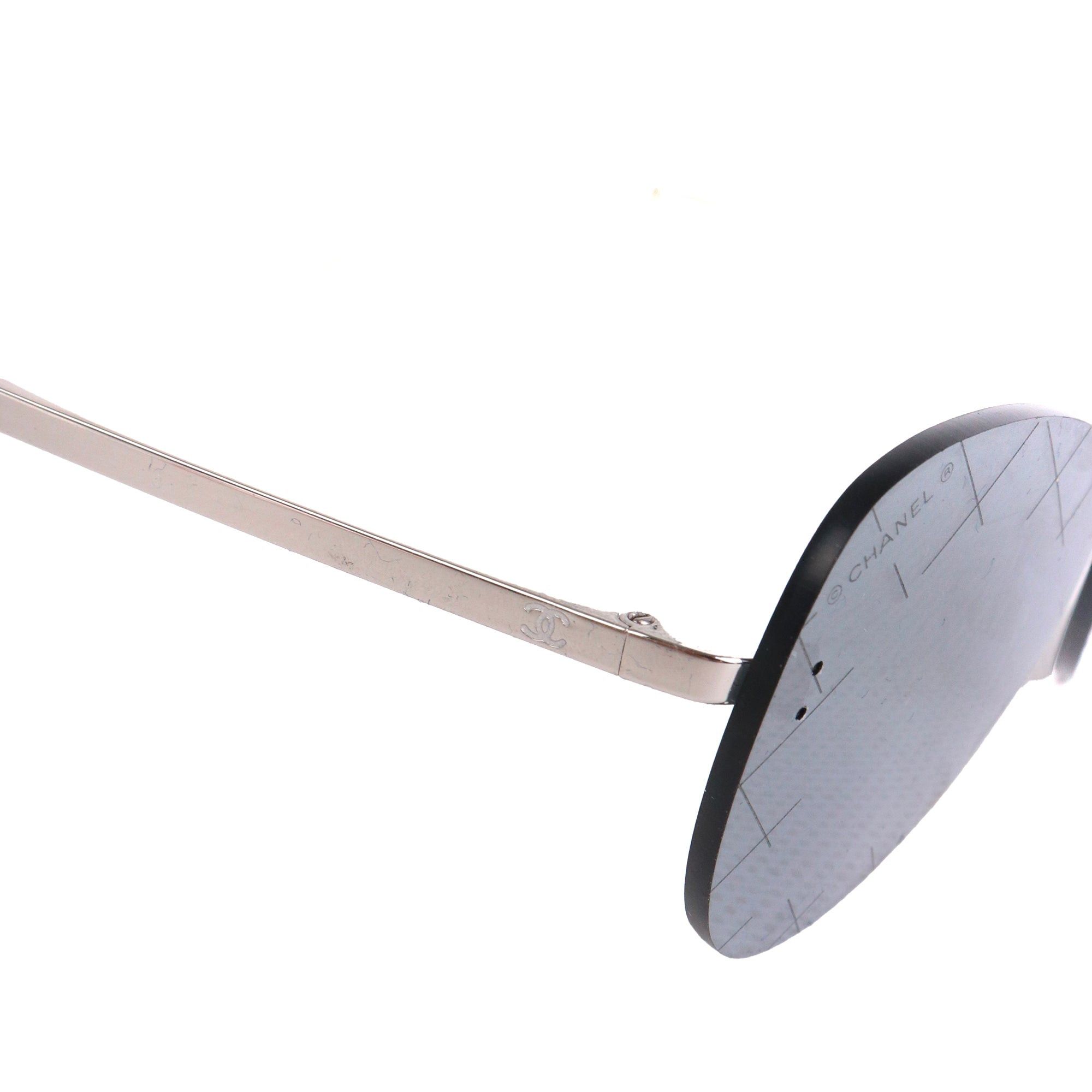 Chanel CHANEL - Chanel Aviator sunglasses in silver metal Size ONE SIZE - 4 Thumbnail