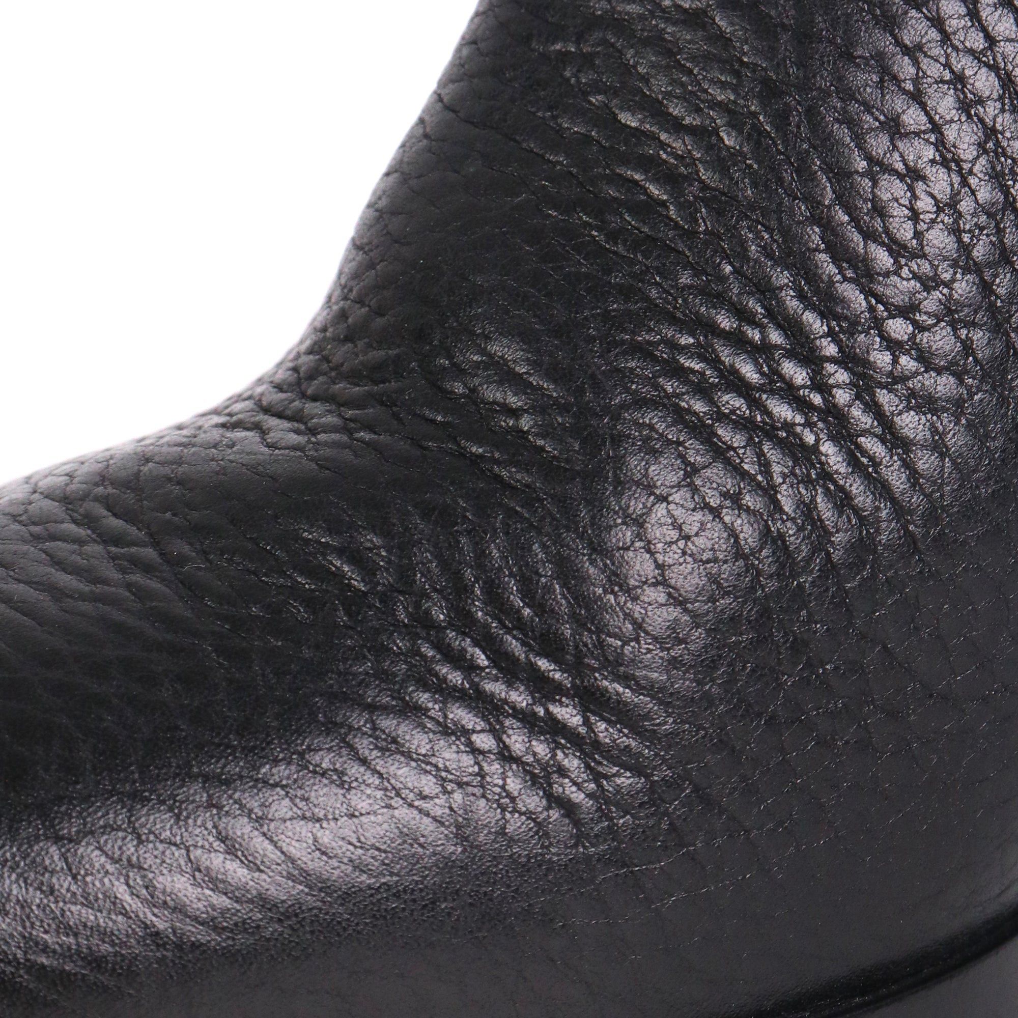 Valentino VALENTINO - Valentino Vlogo ankle boots in black grained leather (T38) Size US 7 / IT 37 - 4 Thumbnail